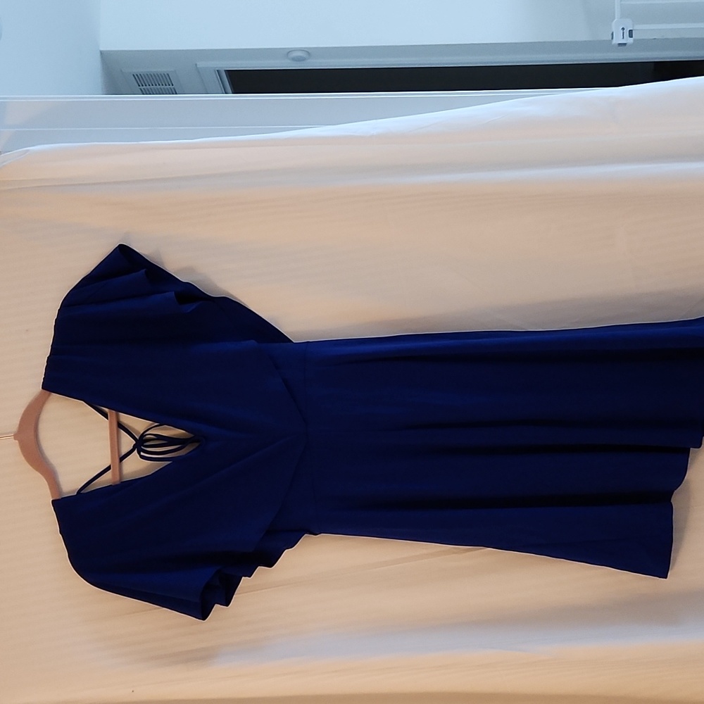 Dress - Picture 2 of 4